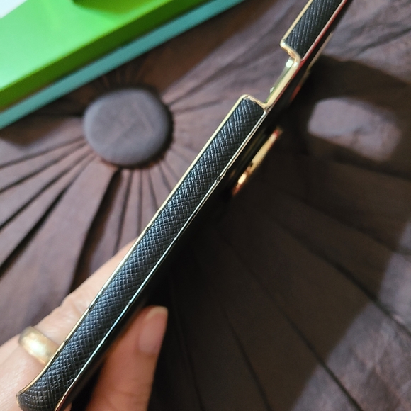 KATE SPADE Black/Gold Samsung Galaxy S8+ Cellphone Wrap Case - Picture 6 of 11